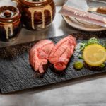 厚切り牛タンの直火焼き