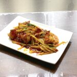 辛ホルモンの自虐炒め